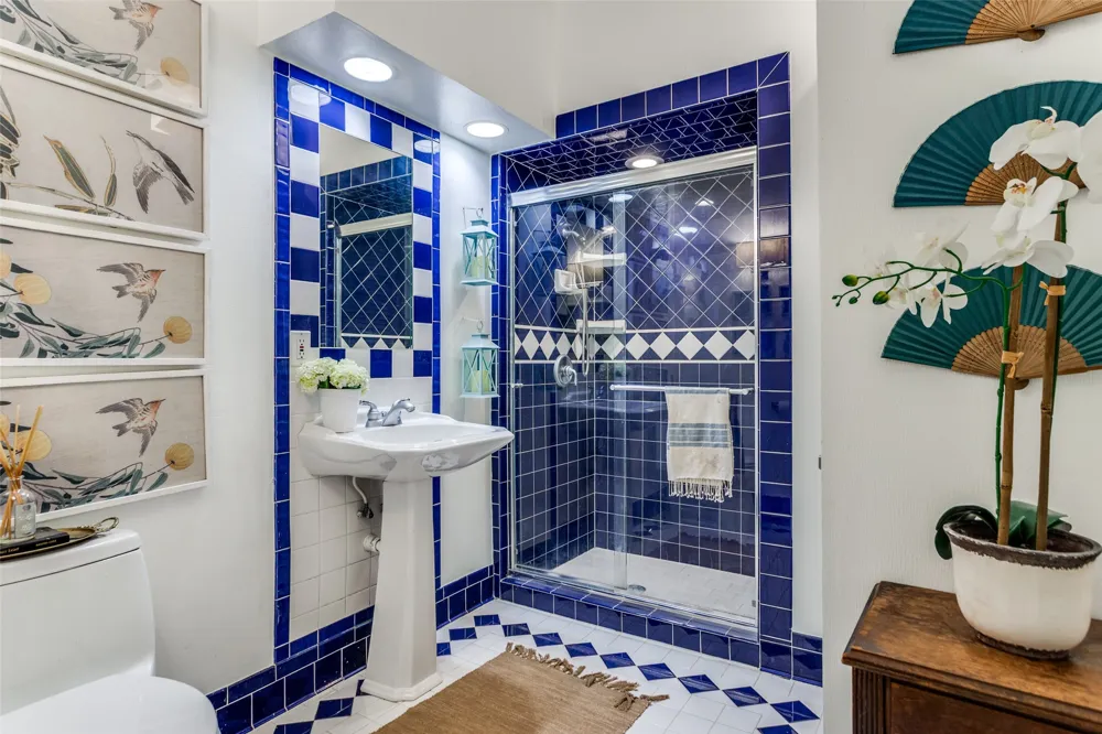 4312 Bellaire Drive S #204 Fort Worth, TX 76109