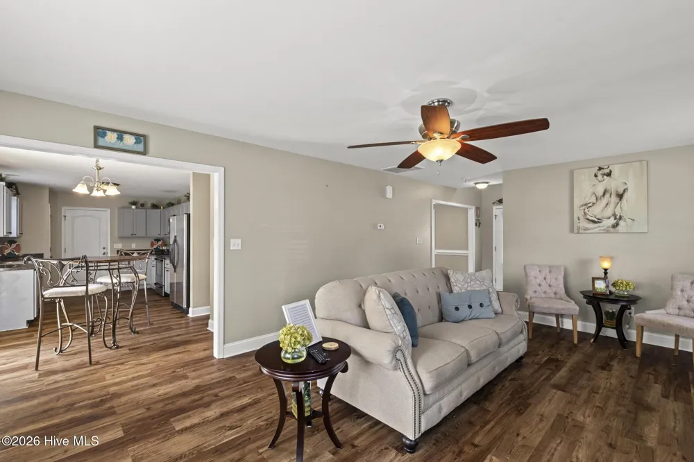 208 Gelynda Court Holly Ridge, NC 28445