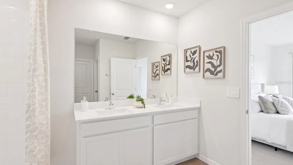 8603 TIDEWATER TRAIL AVENUE Temple Terrace, FL 33637
