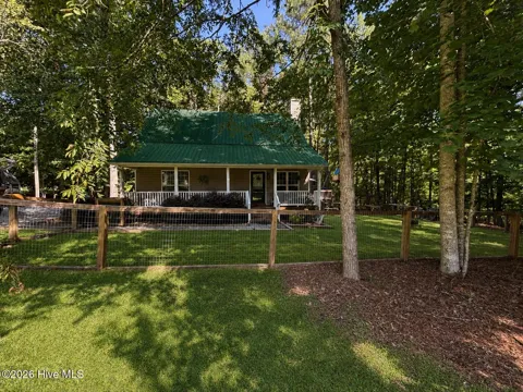 1442 Shore Line Drive