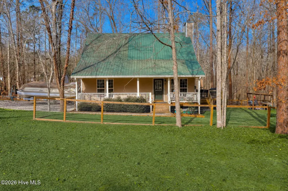 1442 Shore Line Drive Tignall, GA 30668