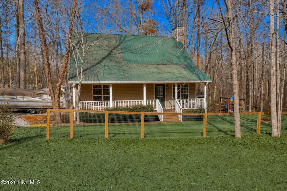 1442 Shore Line Drive Tignall, GA 30668