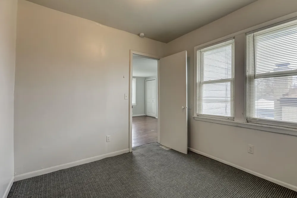 18635 Meier Street #Back Roseville City, MI 48066