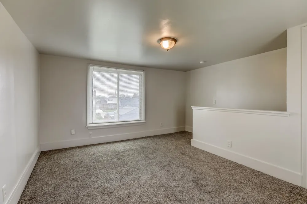 18635 Meier Street #Back Roseville City, MI 48066