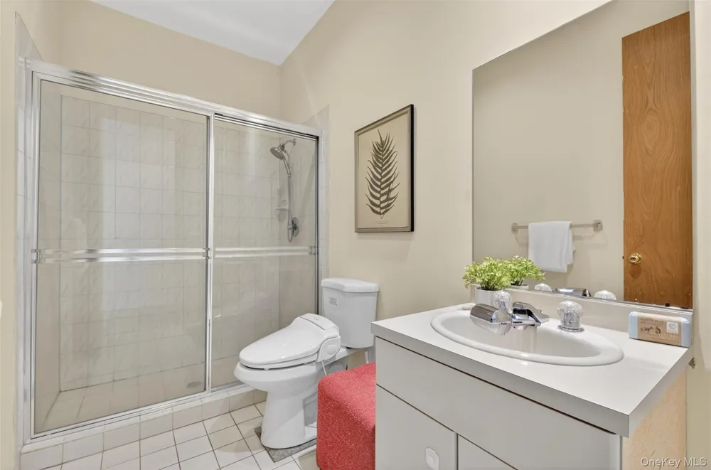 80 Tall Oak Crescent Syosset, NY 11791