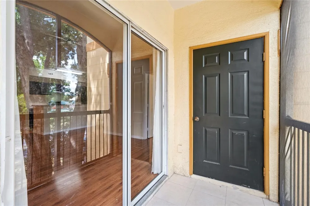 5618 PINNACLE HEIGHTS CIRCLE #206 Tampa, FL 33624