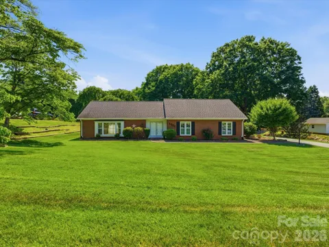 1020 Longreen Drive