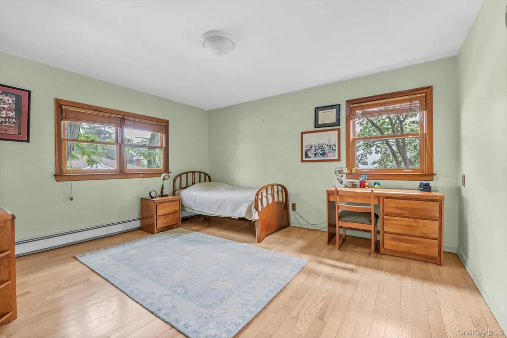 740 Kearny Drive North Woodmere, NY 11581