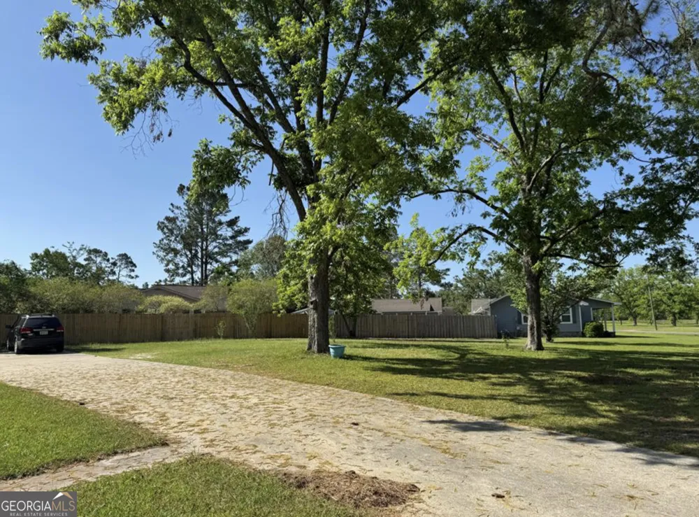 607 W Oxley BLVD Vidalia, GA 30474