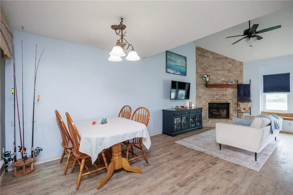 3002 Quail Springs #E-5 Corpus Christi, TX 78414
