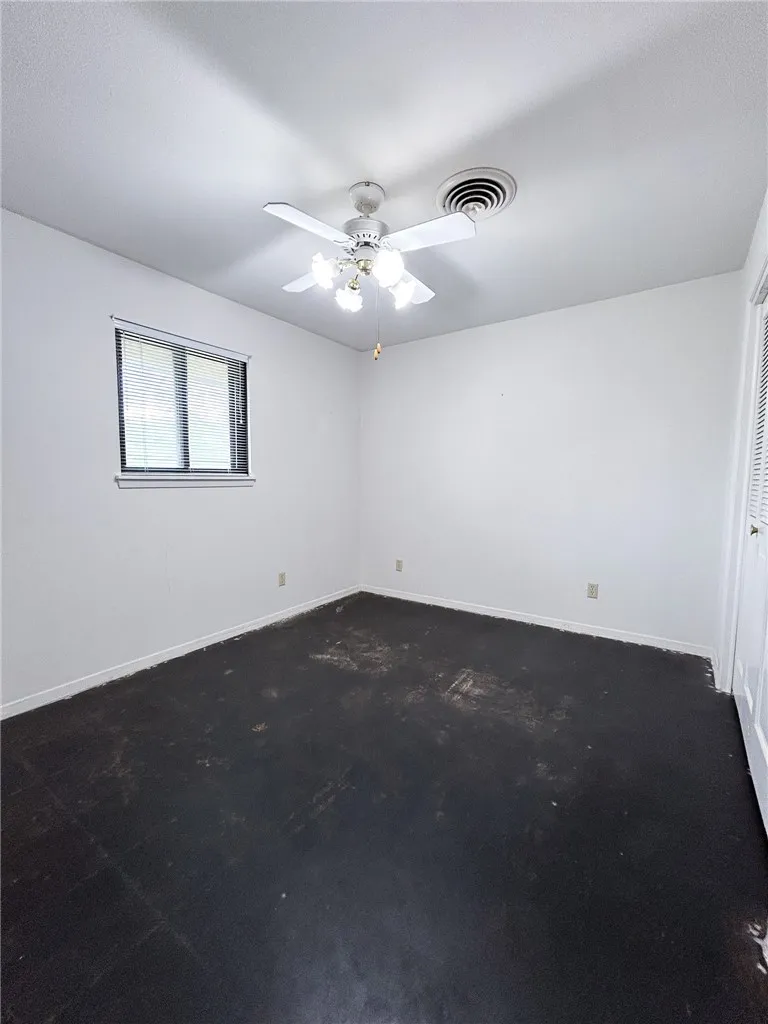 5121 Star Trek Beeville, TX 78102
