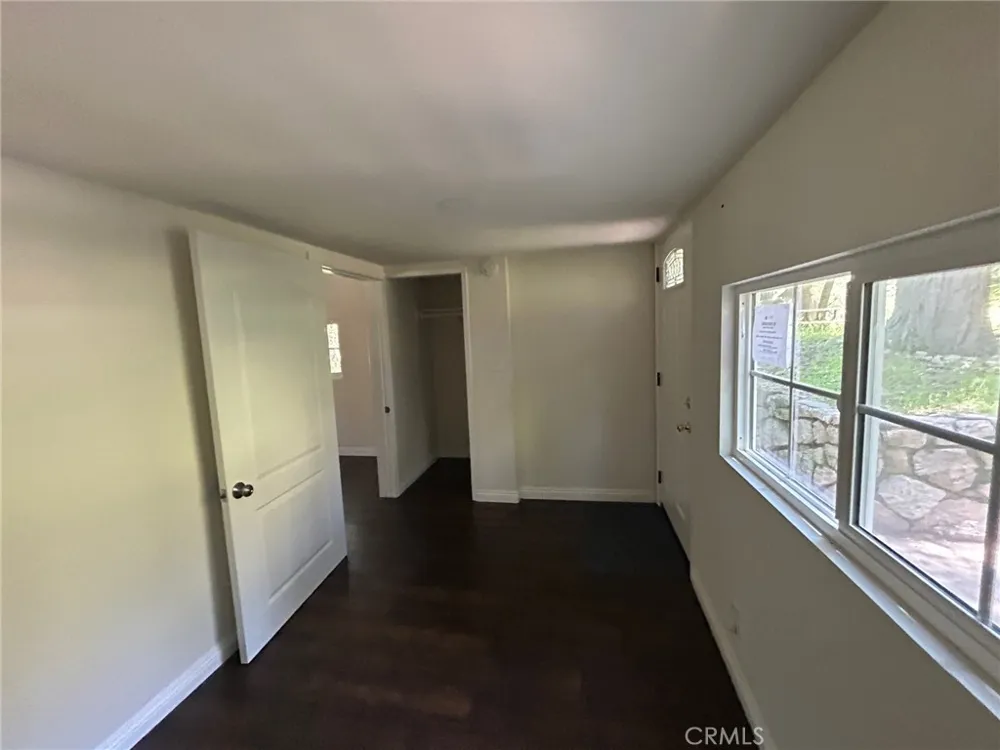 22951 Redwood Crestline, CA 92325