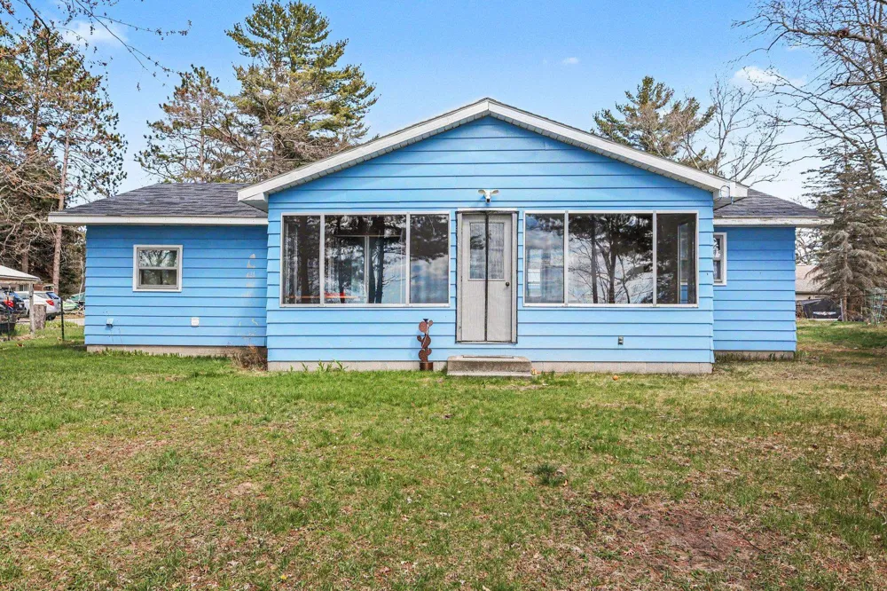 6025 Cedar Lake Road