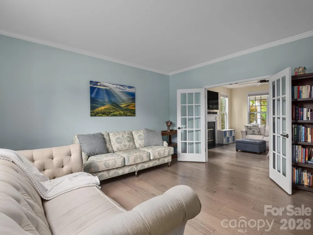 288 Walnut Crest Road Fletcher, NC 28732