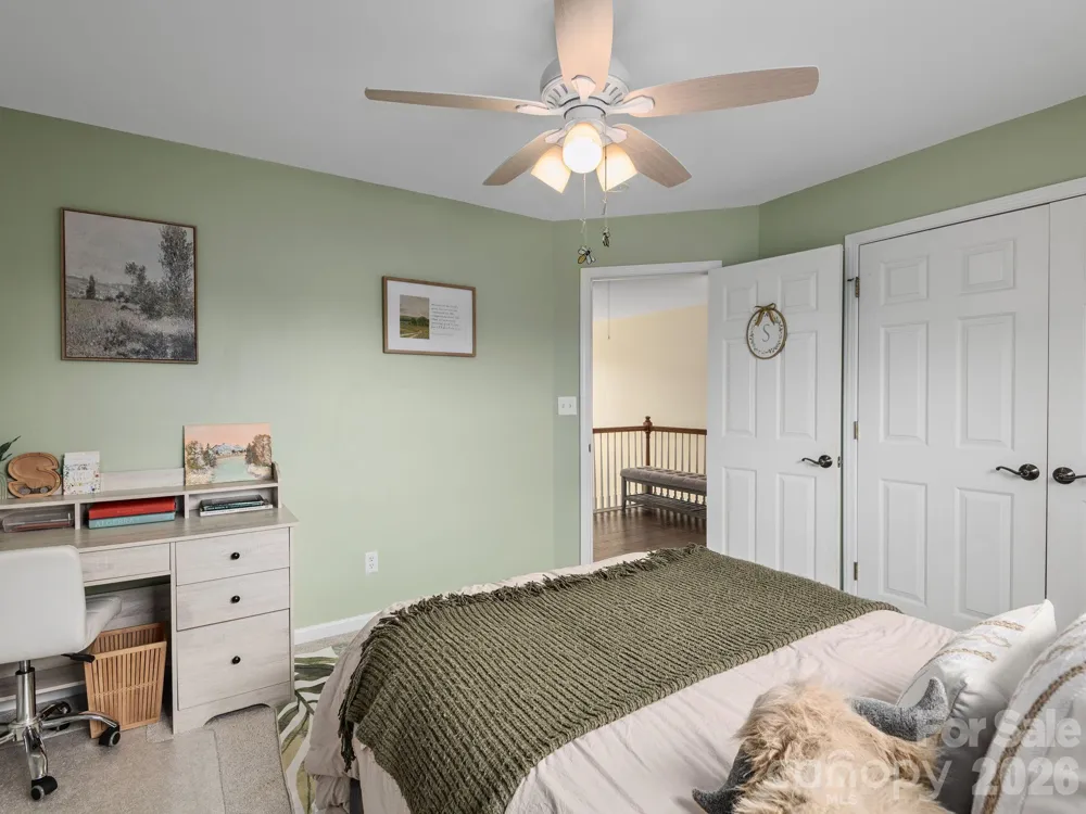 288 Walnut Crest Road Fletcher, NC 28732