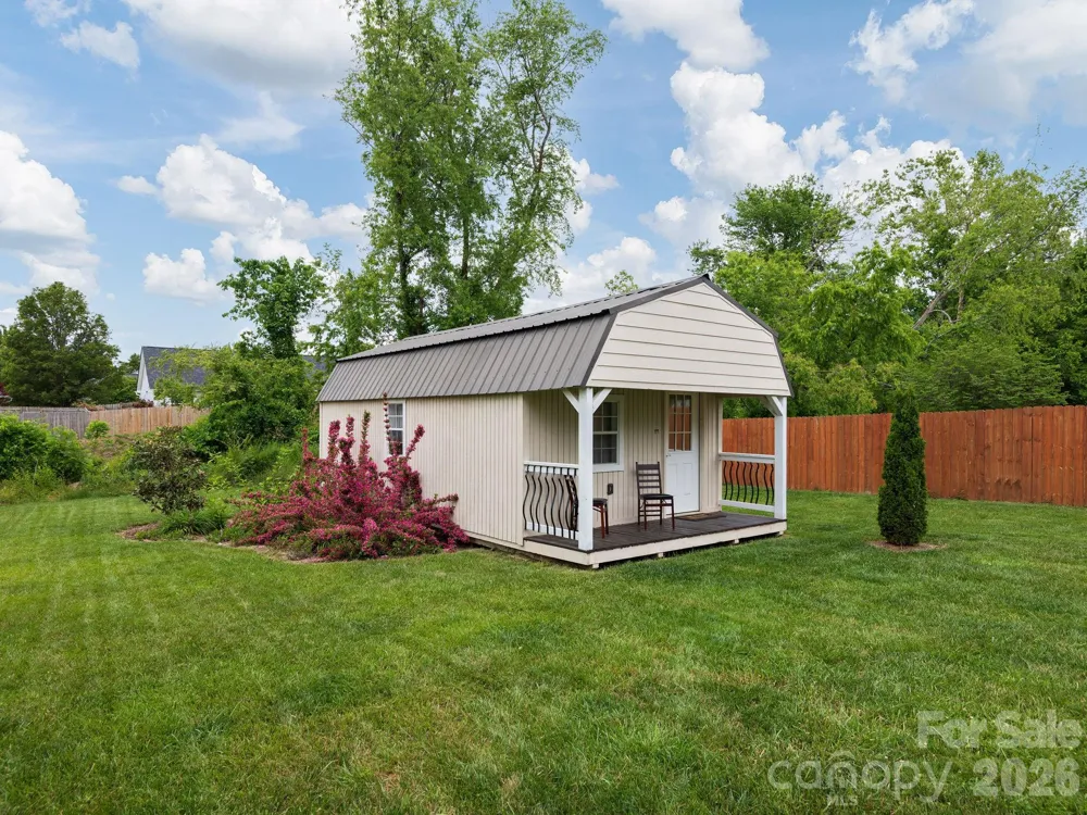 288 Walnut Crest Road Fletcher, NC 28732