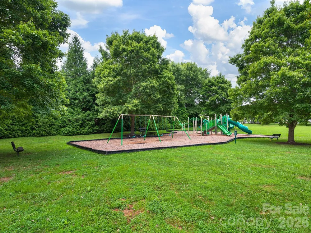 288 Walnut Crest Road Fletcher, NC 28732