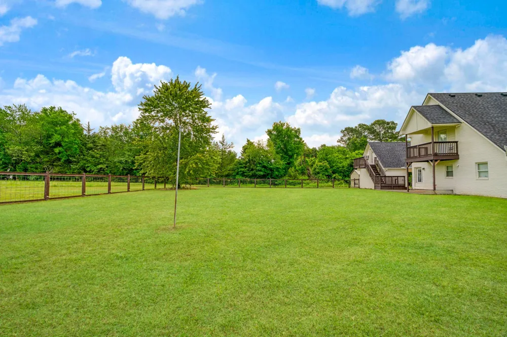 2497 Fm 2648 Powderly, TX 75473