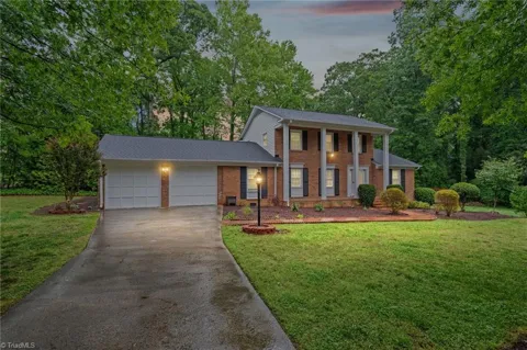 1 Anson Circle