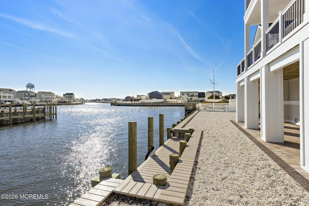 61 Budd Drive Manahawkin, NJ 08050