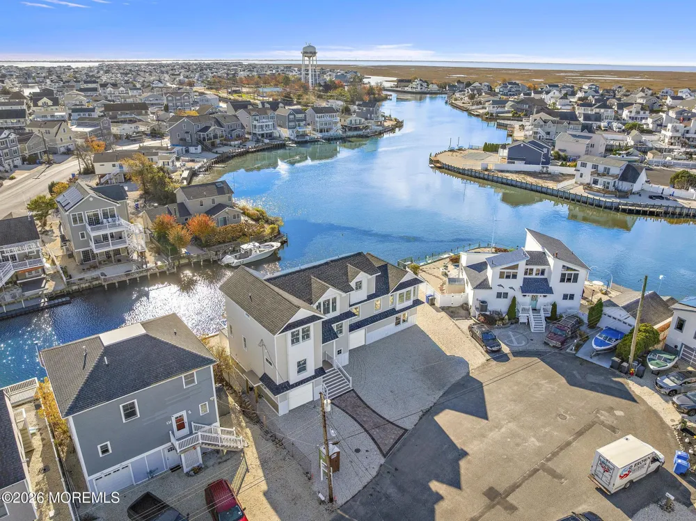 61 Budd Drive Manahawkin, NJ 08050