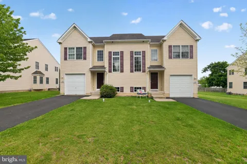 137 SUGARBUSH DRIVE