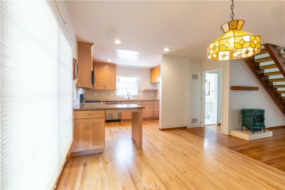909 Garnet Redondo Beach, CA 90277