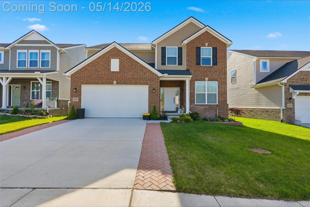 20975 Calabrese Drive Lyon Charter Township, MI 48178