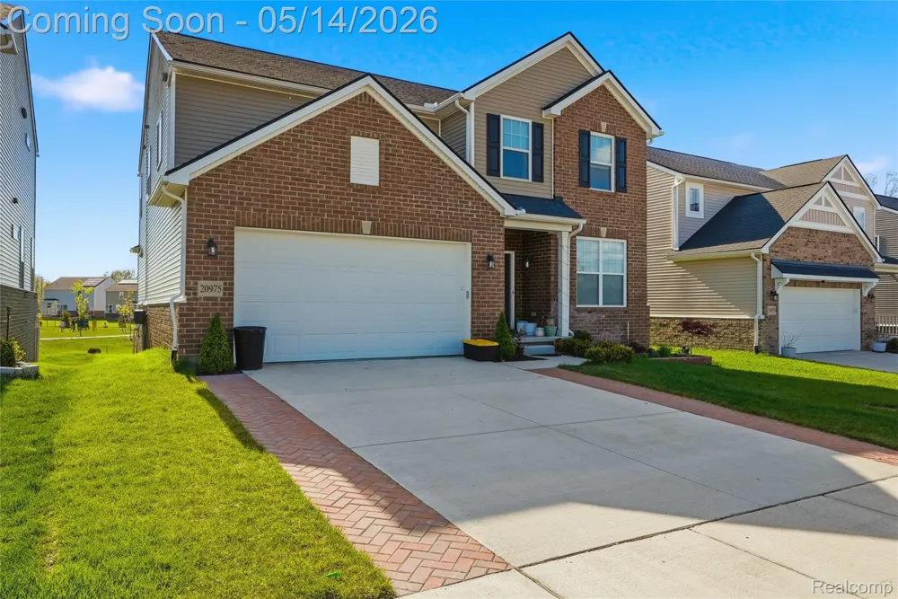 20975 Calabrese Drive Lyon Charter Township, MI 48178