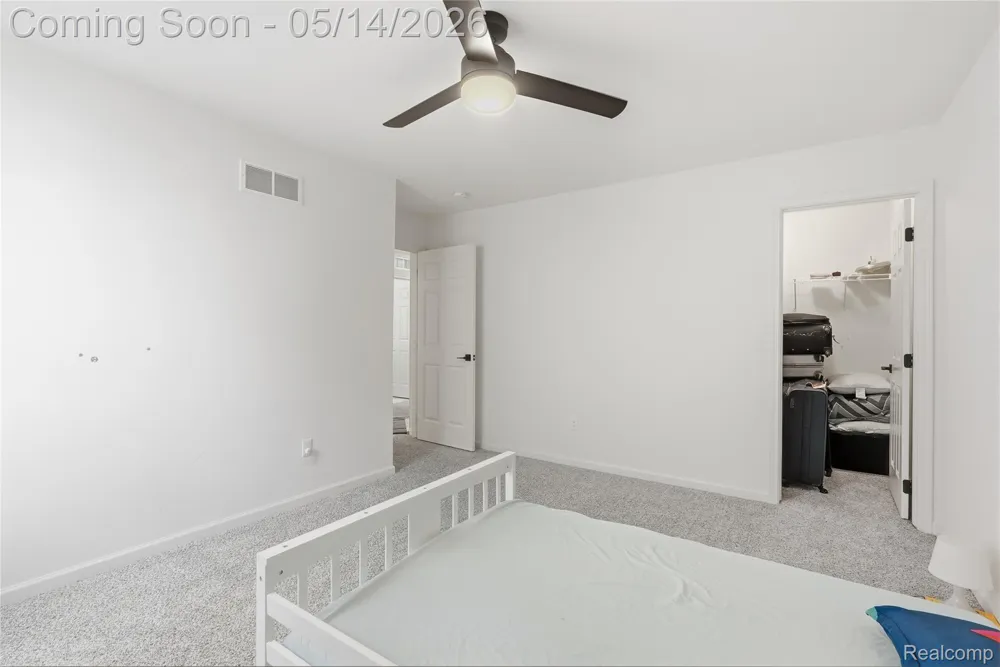 20975 Calabrese Drive Lyon Charter Township, MI 48178