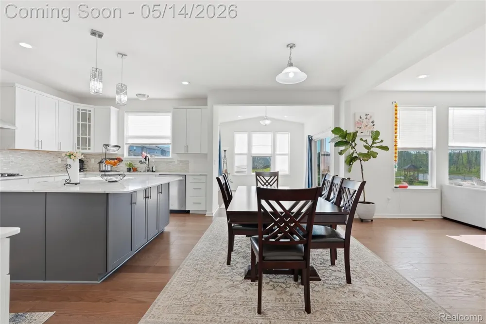 20975 Calabrese Drive Lyon Charter Township, MI 48178