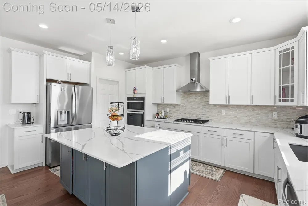 20975 Calabrese Drive Lyon Charter Township, MI 48178