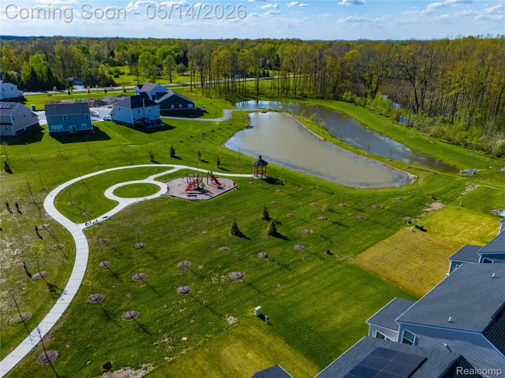 20975 Calabrese Drive Lyon Charter Township, MI 48178