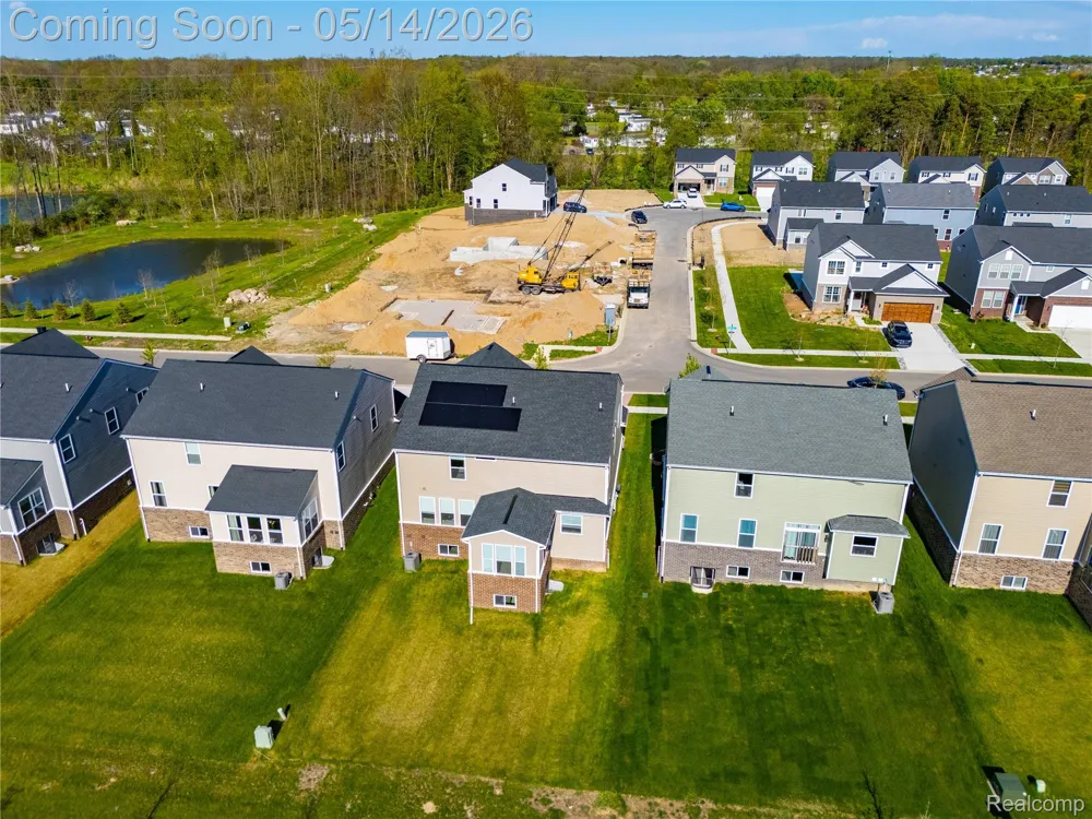 20975 Calabrese Drive Lyon Charter Township, MI 48178