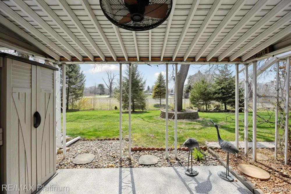 5992 Alan Drive #22 Brighton City, MI 48116