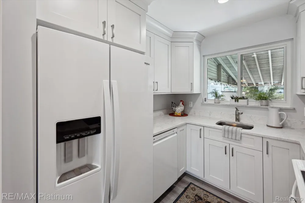 5992 Alan Drive #22 Brighton City, MI 48116
