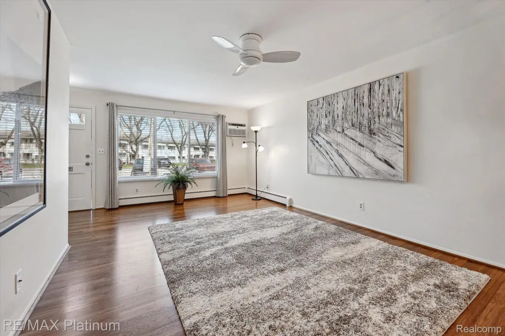 5992 Alan Drive #22 Brighton City, MI 48116