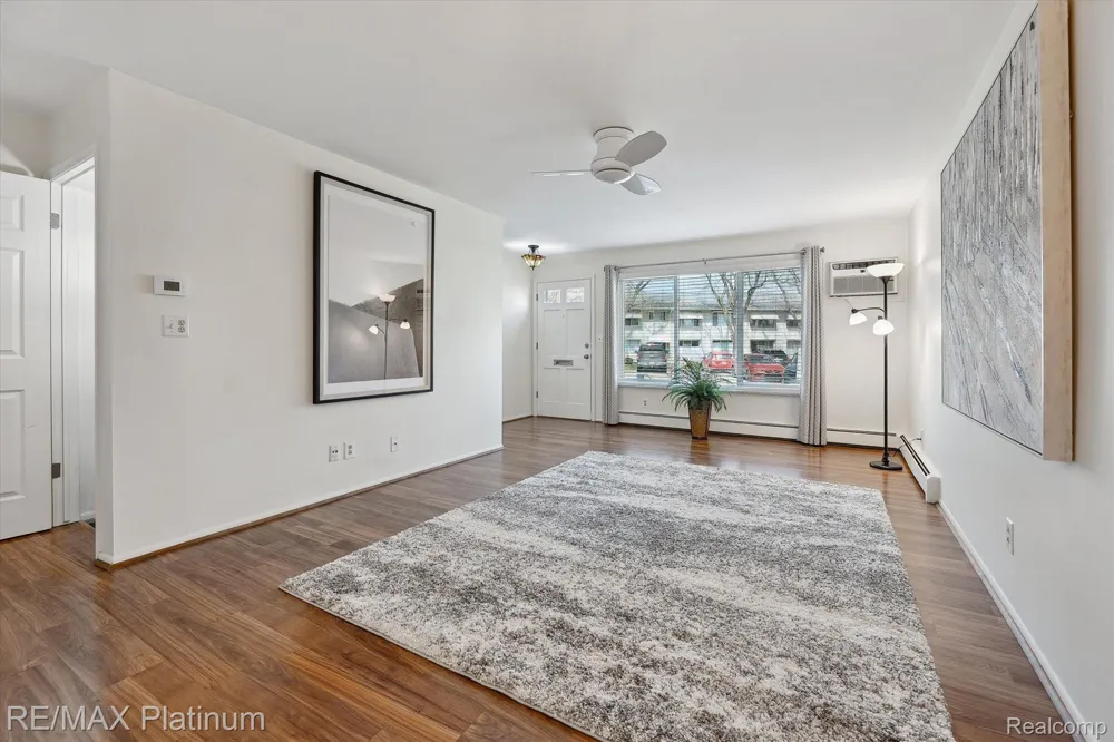 5992 Alan Drive #22 Brighton City, MI 48116
