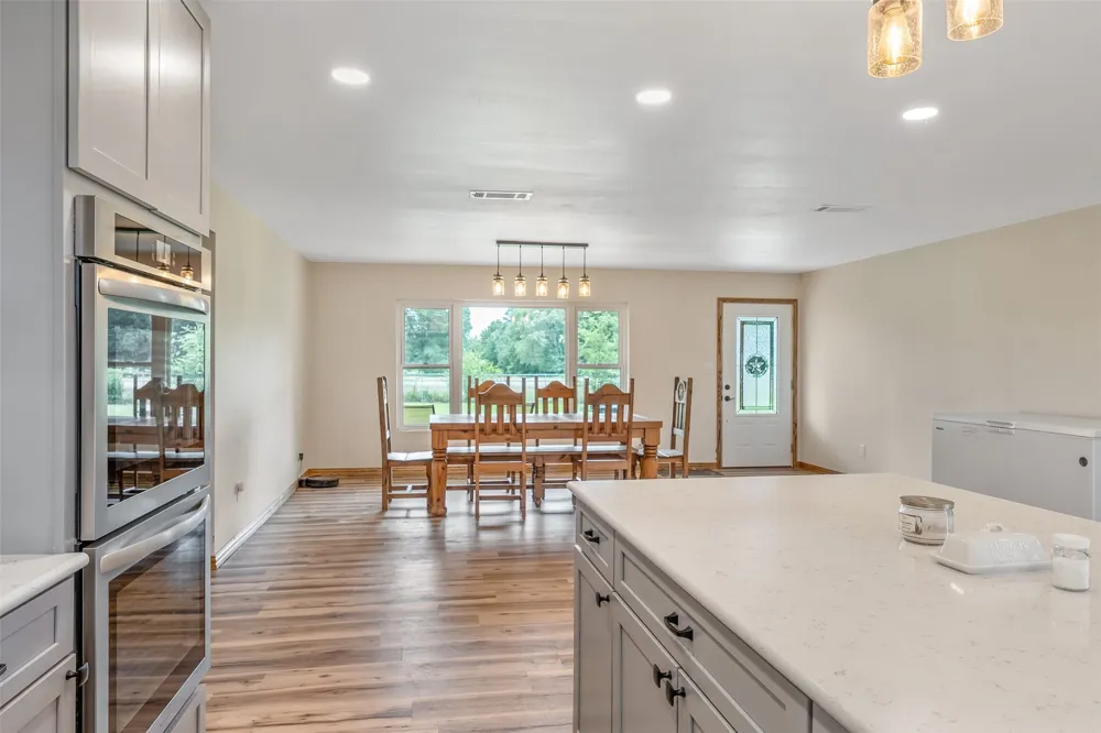 7037 E U.S. HWY 80 Hawkins, TX 75765