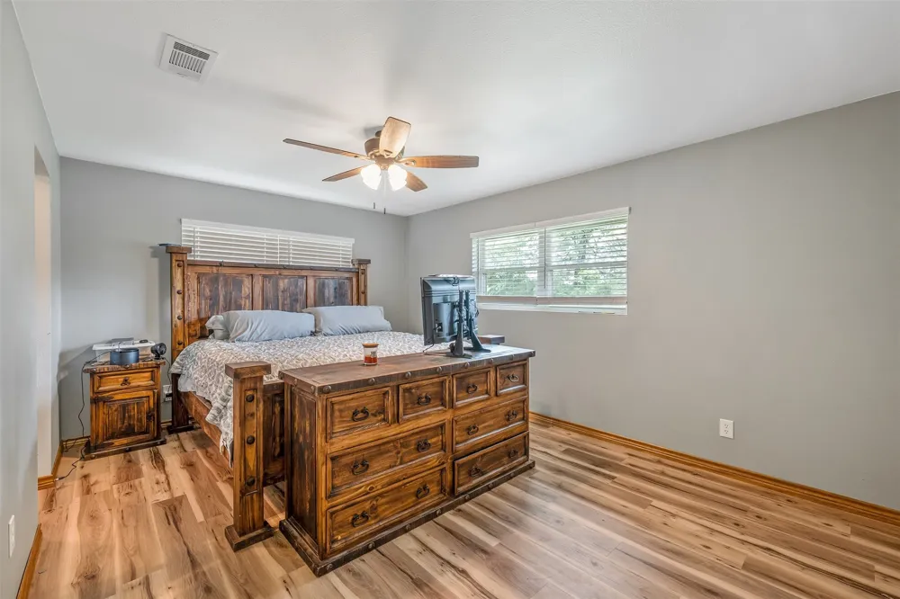 7037 E U.S. HWY 80 Hawkins, TX 75765