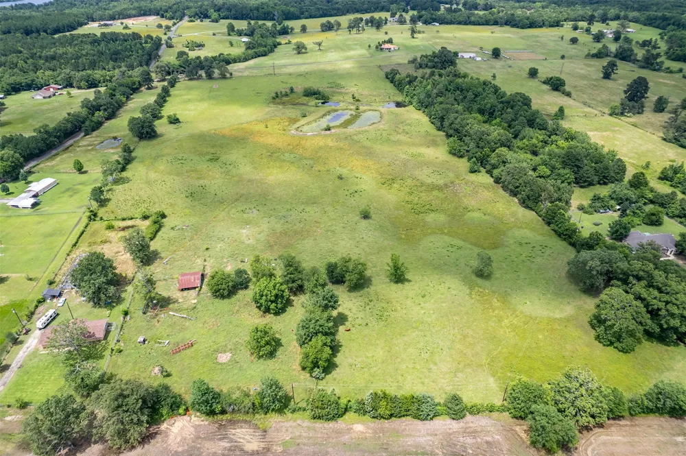 7037 E U.S. HWY 80 Hawkins, TX 75765