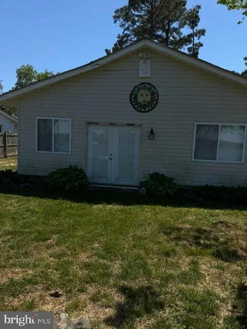 823 GREENFIELD POINT DRIVE