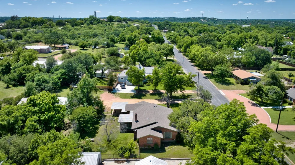 325 E Rainey Street Mason, TX 76856