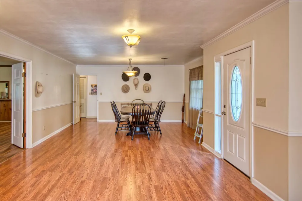 325 E Rainey Street Mason, TX 76856