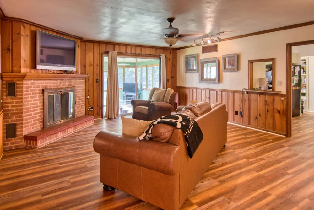 325 E Rainey Street Mason, TX 76856