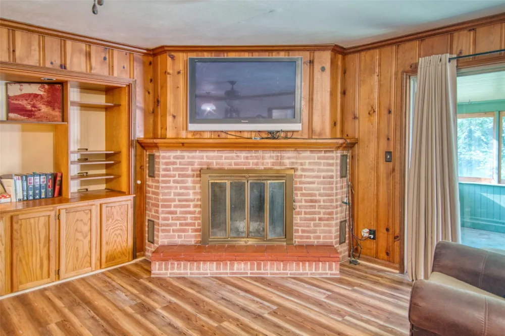 325 E Rainey Street Mason, TX 76856