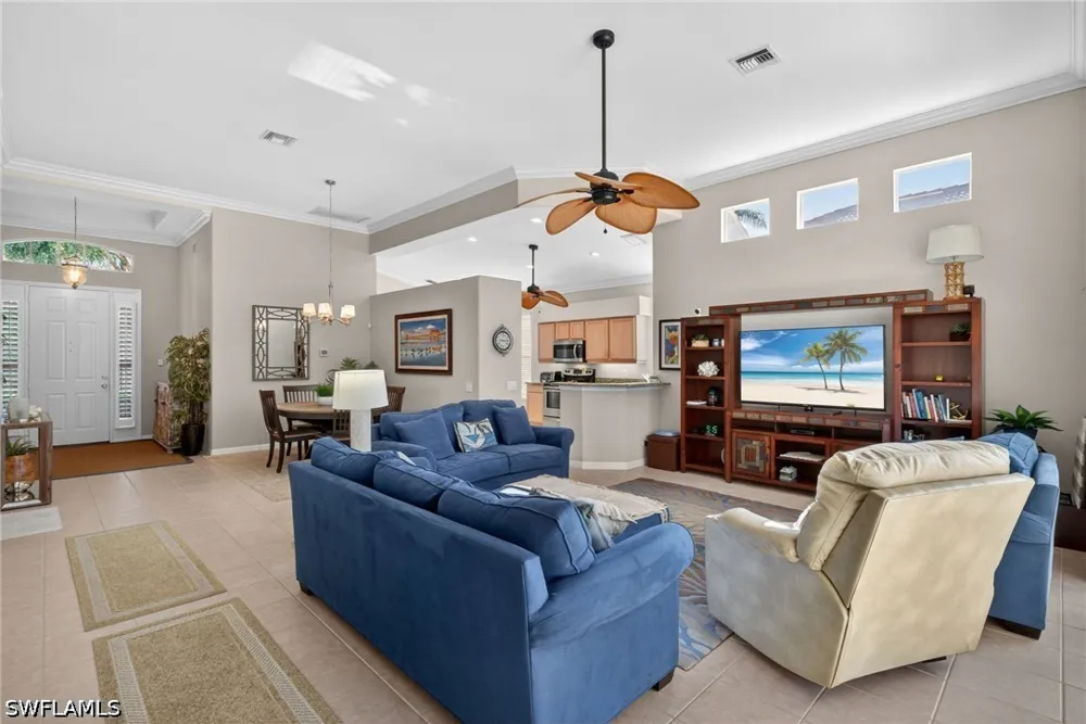 Winding Oaks Way Naples, FL 34109