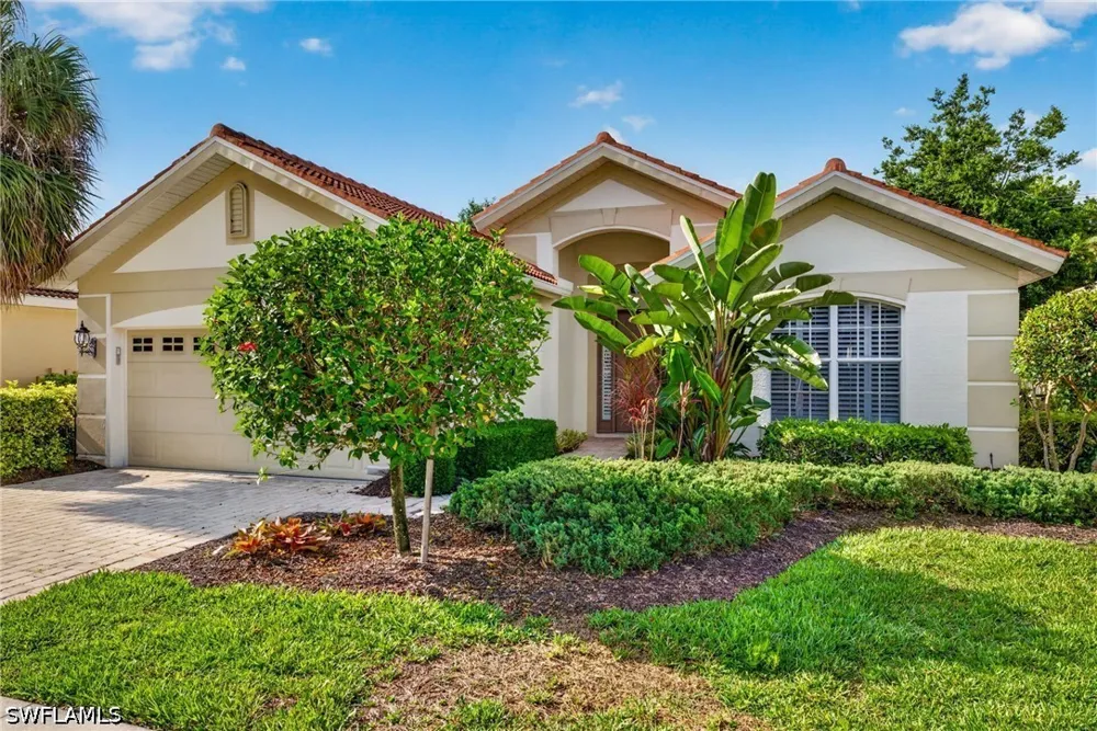Winding Oaks Way Naples, FL 34109