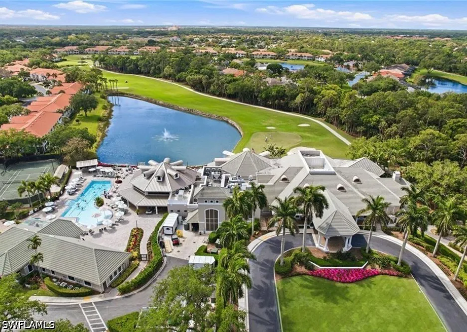 Winding Oaks Way Naples, FL 34109