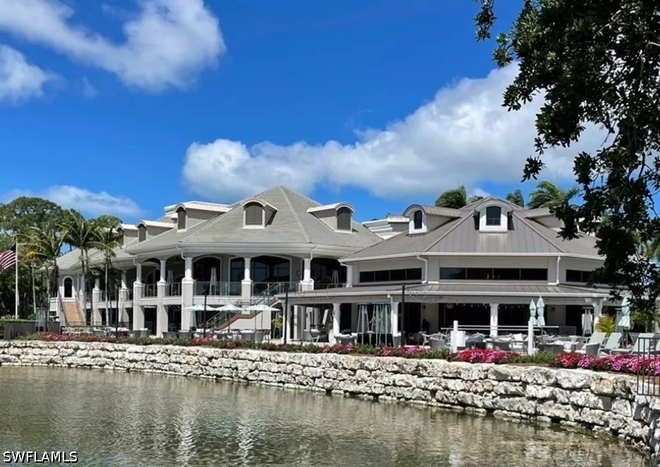 Winding Oaks Way Naples, FL 34109